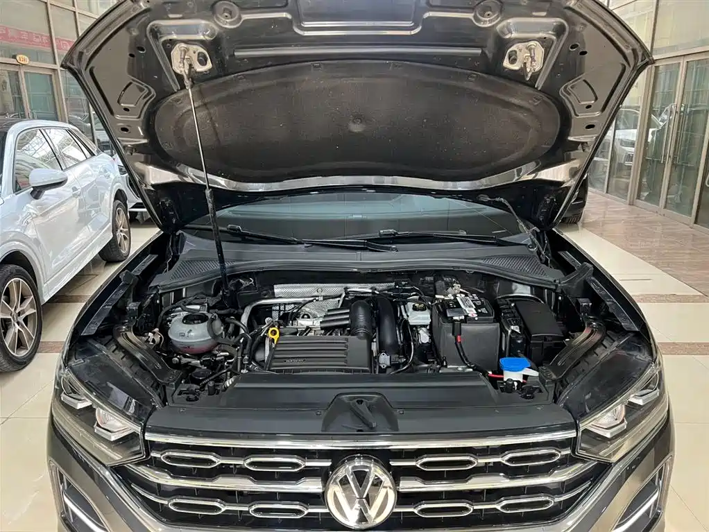Volkswagen Tayron 2021 280TSI 2WD Luxury Smart Connect фото 21