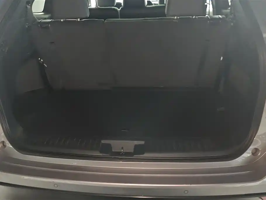 Toyota Crown Kluger 2022 2.5L HEV 4WD Premium Edition фото 4