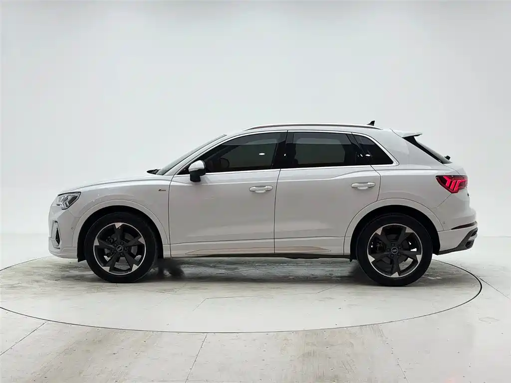 Audi Q3 2021 35 TFSI Fashion Sport фото 7