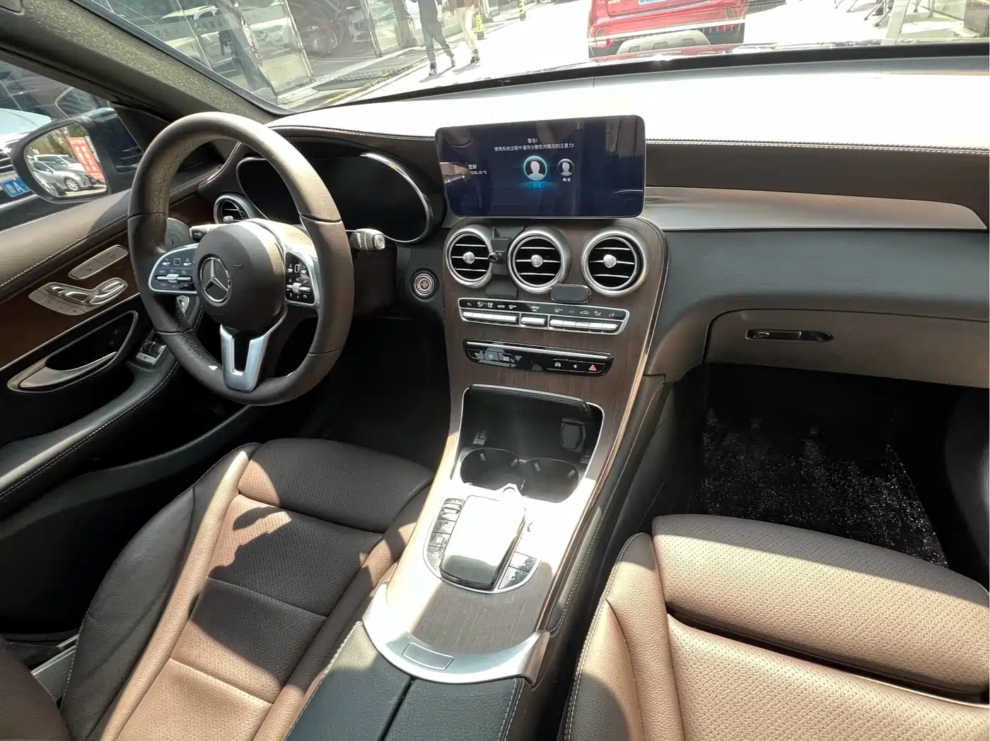 Mercedes-Benz GLC 2021 GLC 300 L 4MATIC Sporty фото 22