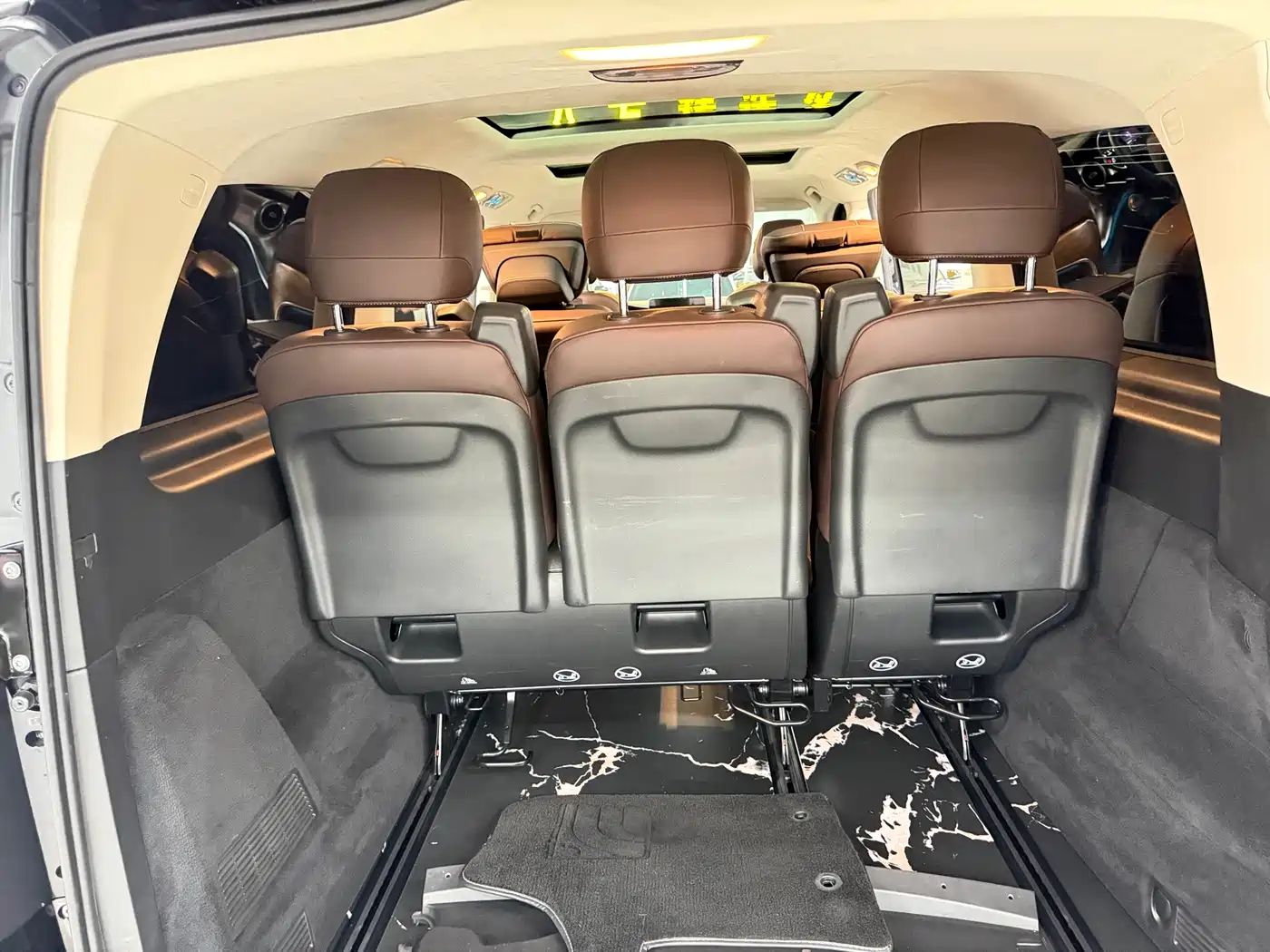 Mercedes-Benz V-Class 2022 V 260 L Long Wheelbase Luxury Edition фото 8