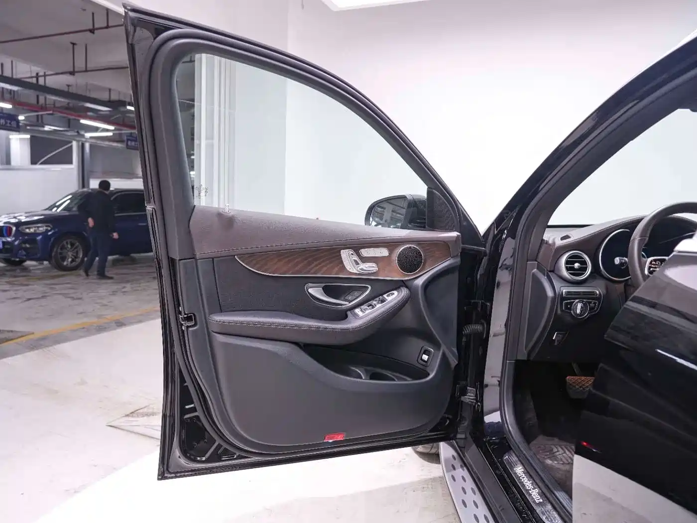 Mercedes-Benz GLC 2021 GLC 260 L 4MATIC Luxury фото 11
