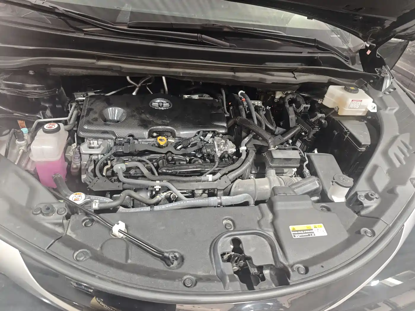 Toyota Sienna 2024 2.5L Hybrid Luxury Edition фото 10