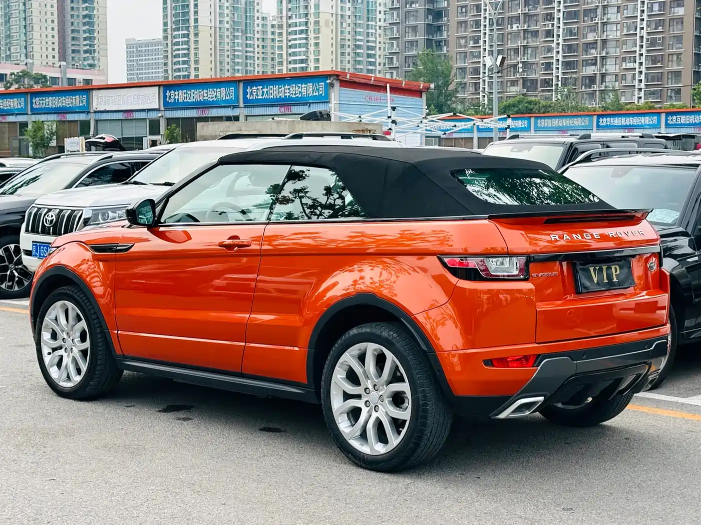 Land Rover Range Rover Evoque (Import) 2018 240PS HSE DYNAMIC Convertible фото 8
