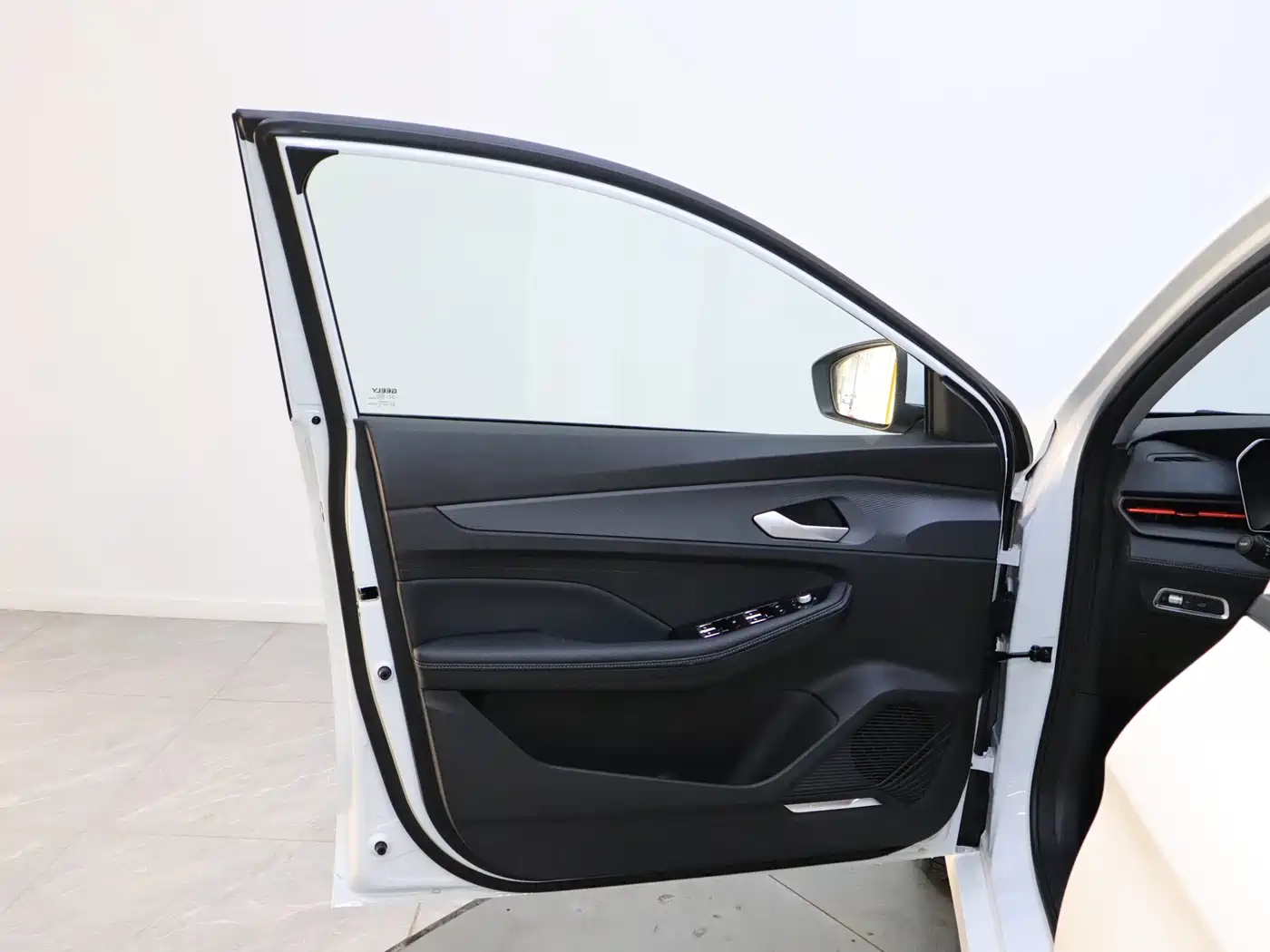 GEELY AUTOMOBILE BINRUI