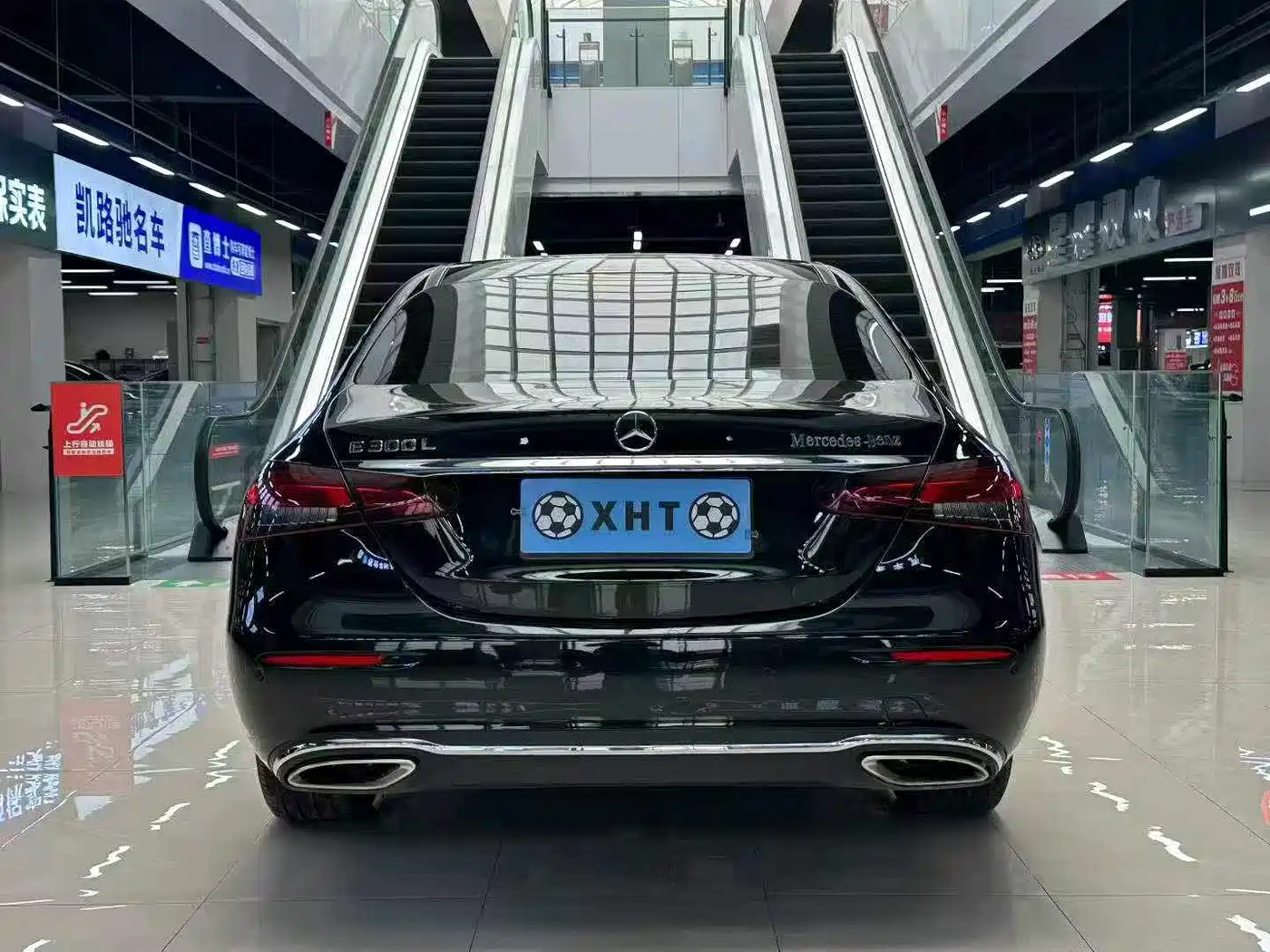 Mercedes-Benz E-Class 2023 E 300 L Fashion фото 8