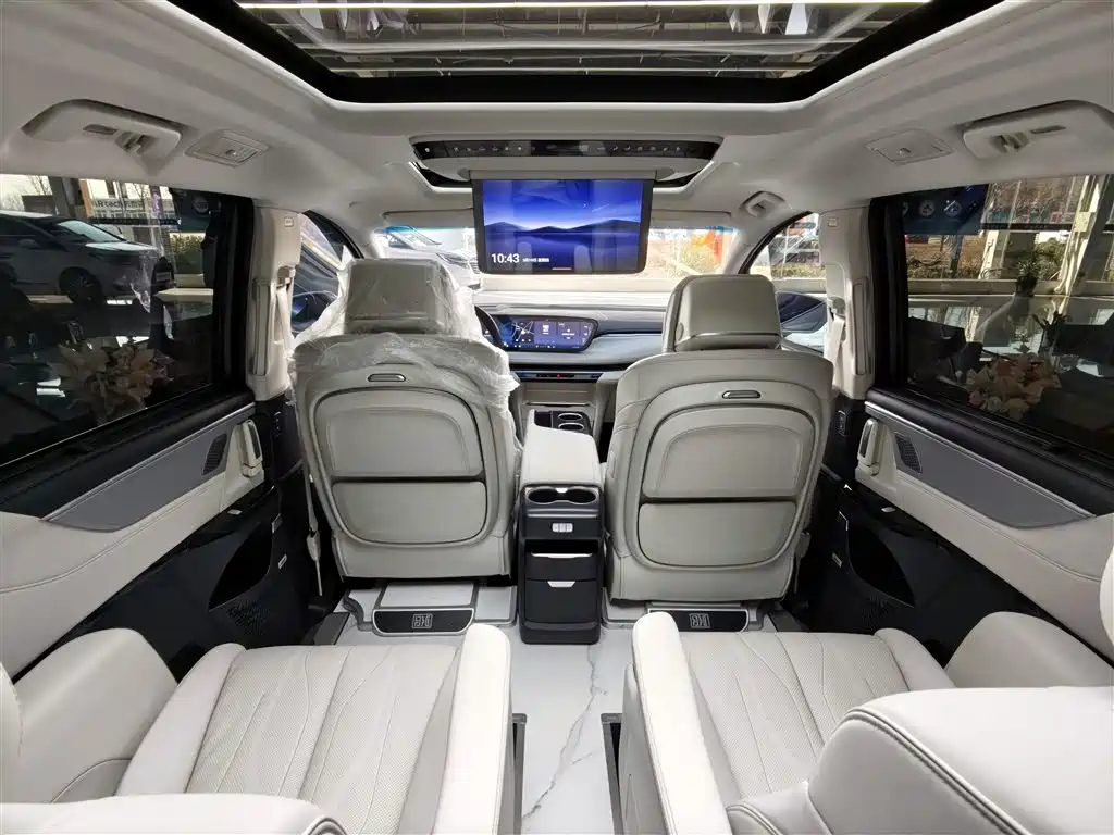 BUICK GL8 NEW ENERGY