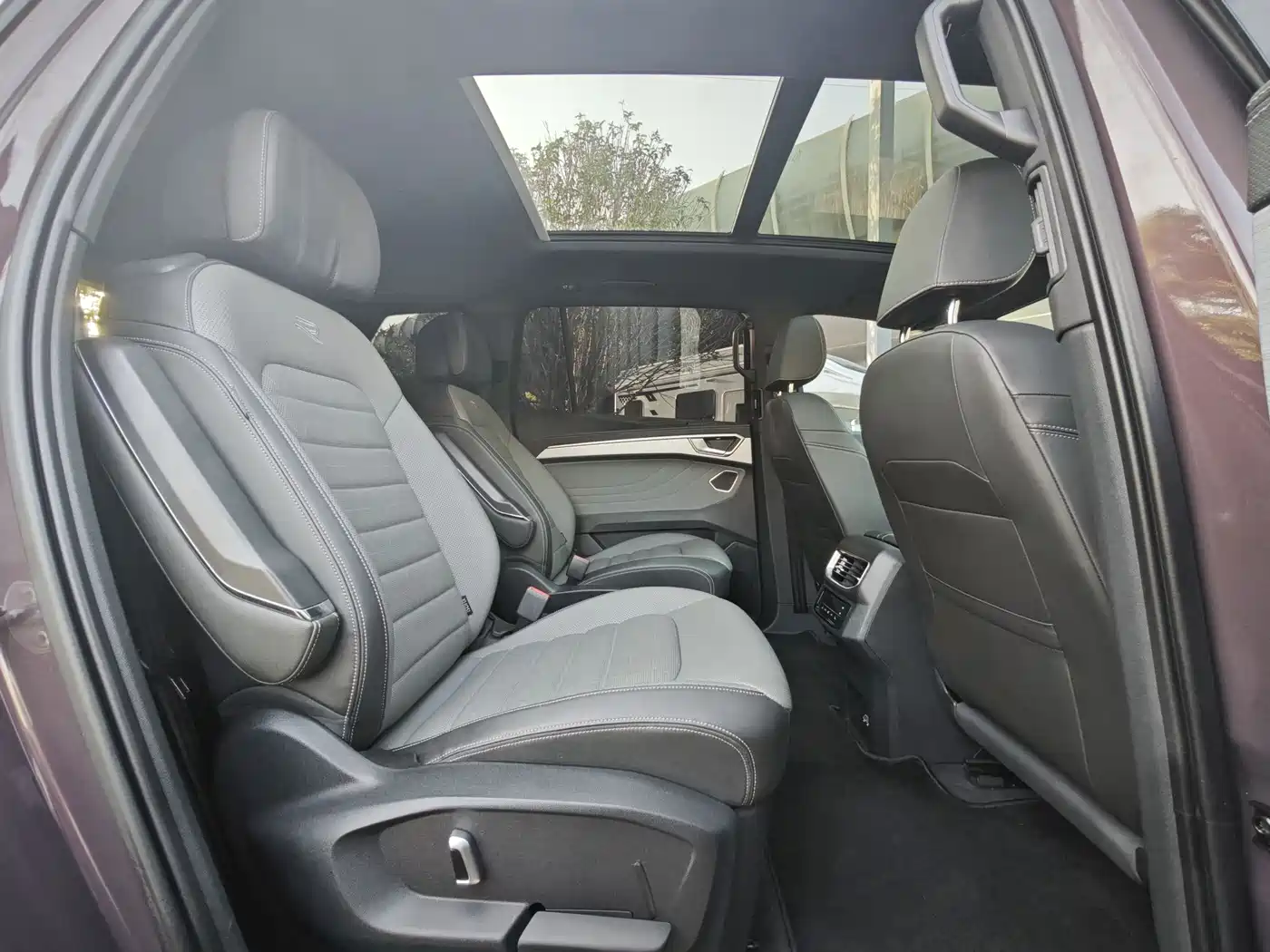Volkswagen Talagon 2021 380TSI 4WD R-Line Explorer Edition фото 14