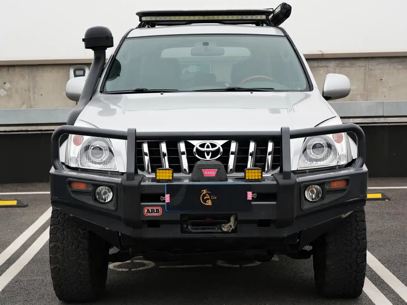 Toyota Prado 2005 Model 4.0L Automatic GX Luxury Edition