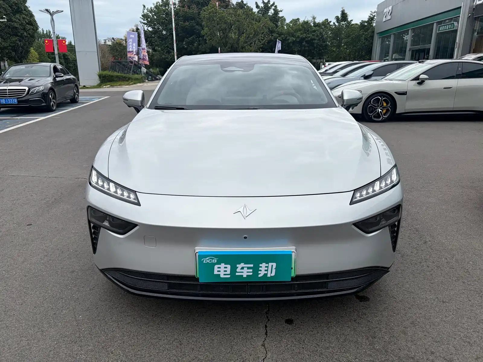 Photo 2 - Dongfeng Yipai eπ007
