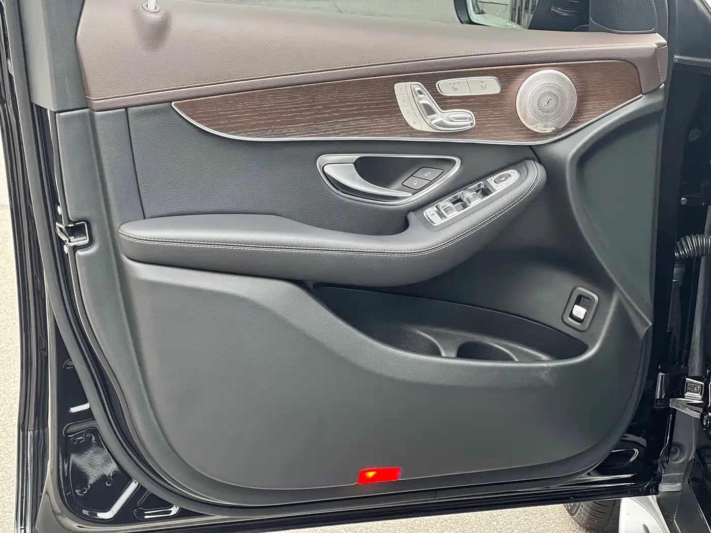 Mercedes-Benz GLC 2021 GLC 300 L 4MATIC Sporty фото 9