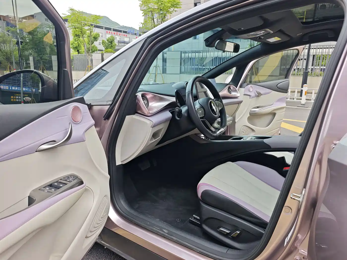 BYD Dolphin 2021 Model 405km Fashion Edition фото 9