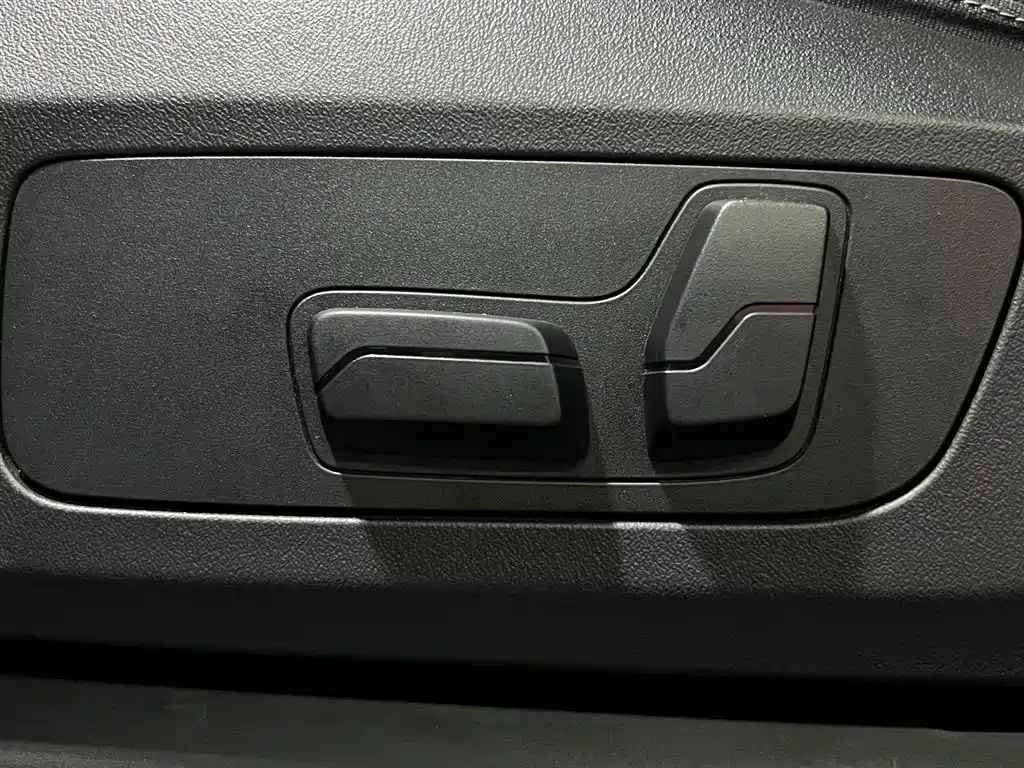 BMW X1 2023 sDrive20Li X Design Package фото 10