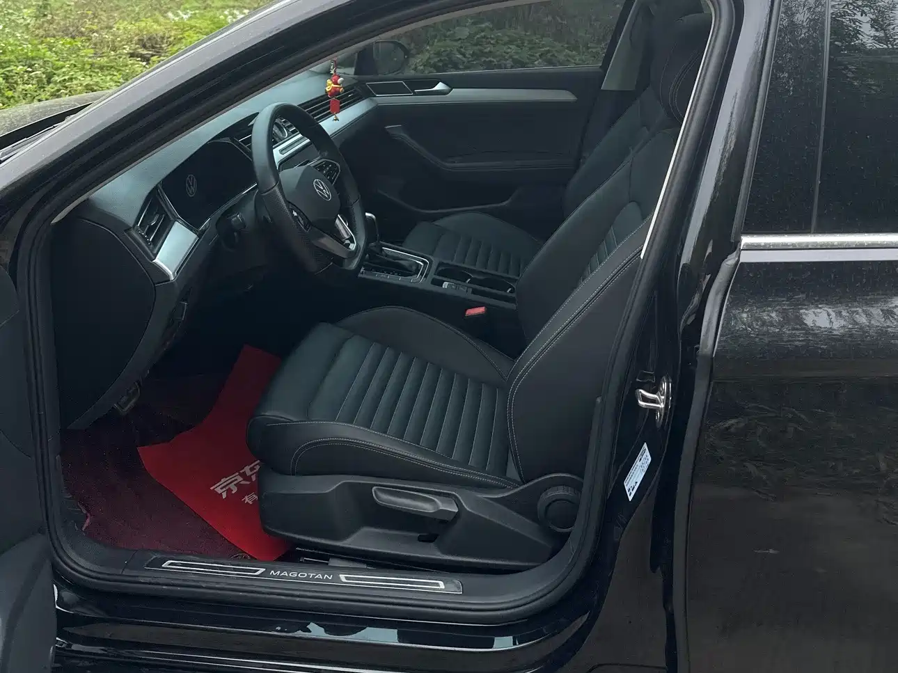 Volkswagen Magotan 2023 2 Million Units Commemorative Edition 280TSI DSG Comfort фото 9
