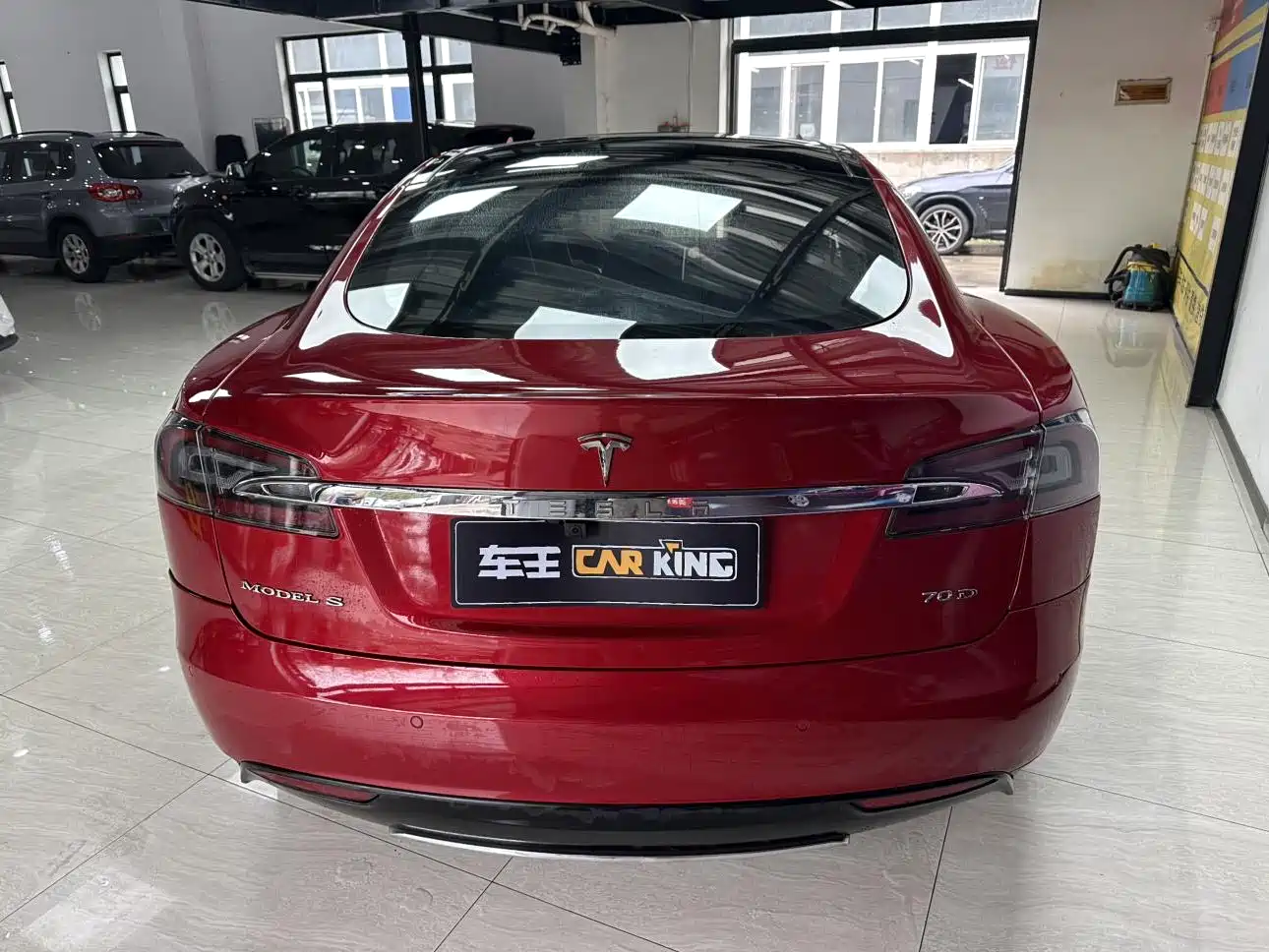 TESLA MODEL S