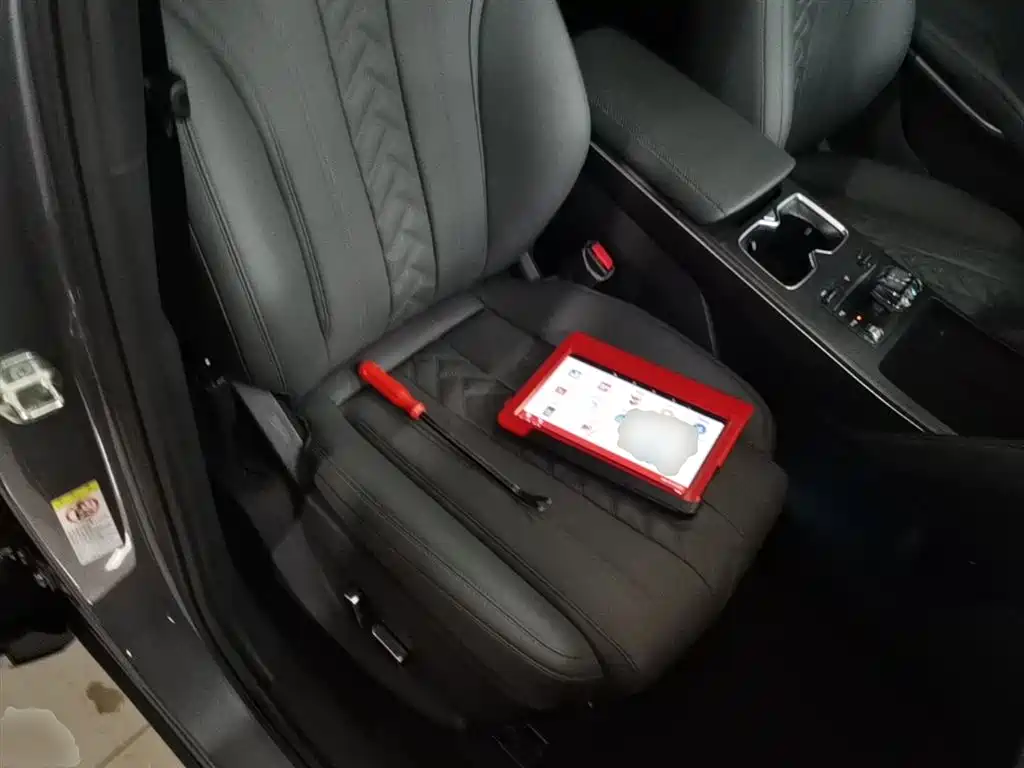 BYD Song L DM-i 2025 Smart Driving Edition 160km Excellence Type фото 25