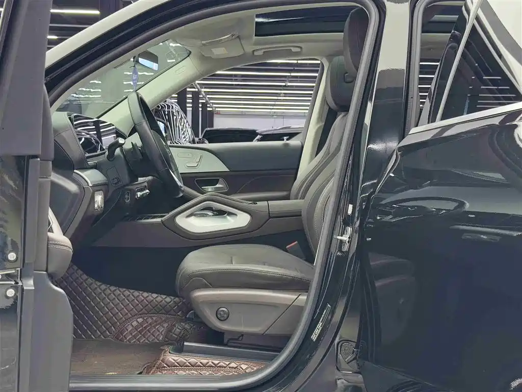 Mercedes-Benz GLE 2023 GLE 450 4MATIC Fashion фото 7