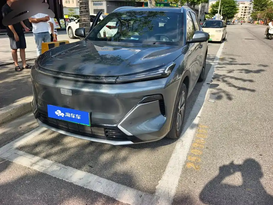 Geely Galaxy Galaxy Starship 7 EM-i 2025 — пригон из Китая