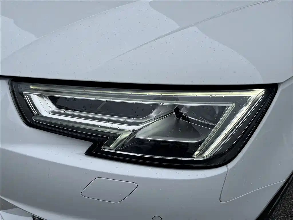Audi A4L 2018 30th Anniversary 40 TFSI Fashion фото 11
