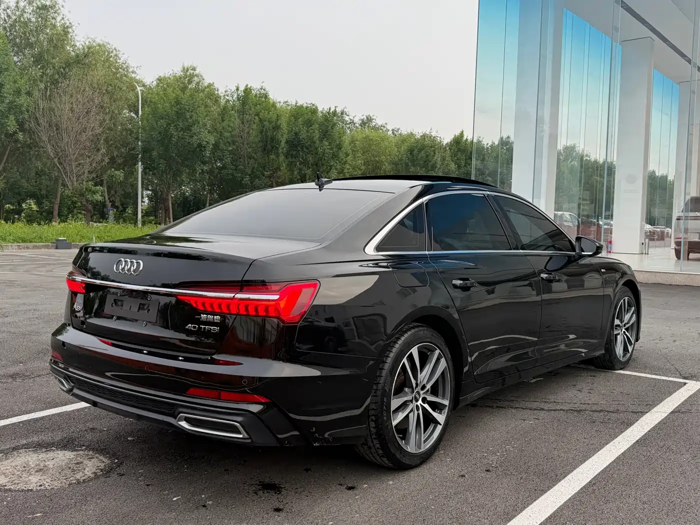 Audi A6L 2022 40 TFSI Luxury Dynamic фото 6