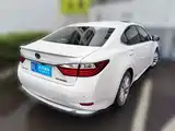 Фото 2 - Lexus ES