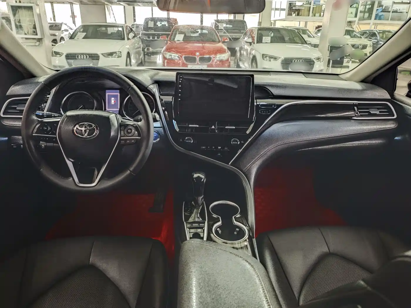 Toyota Camry 2021 Hybrid 2.5HGVP Leading Edition фото 9