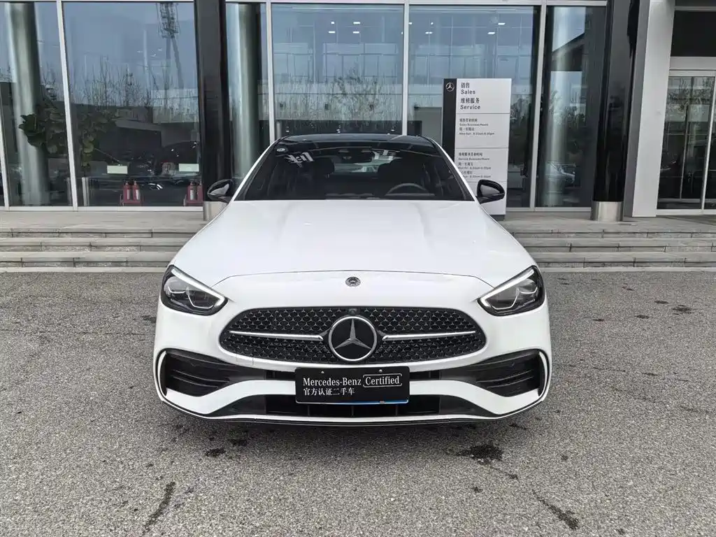 Mercedes-Benz C-Class 2025 C 260 L Night Sport Edition