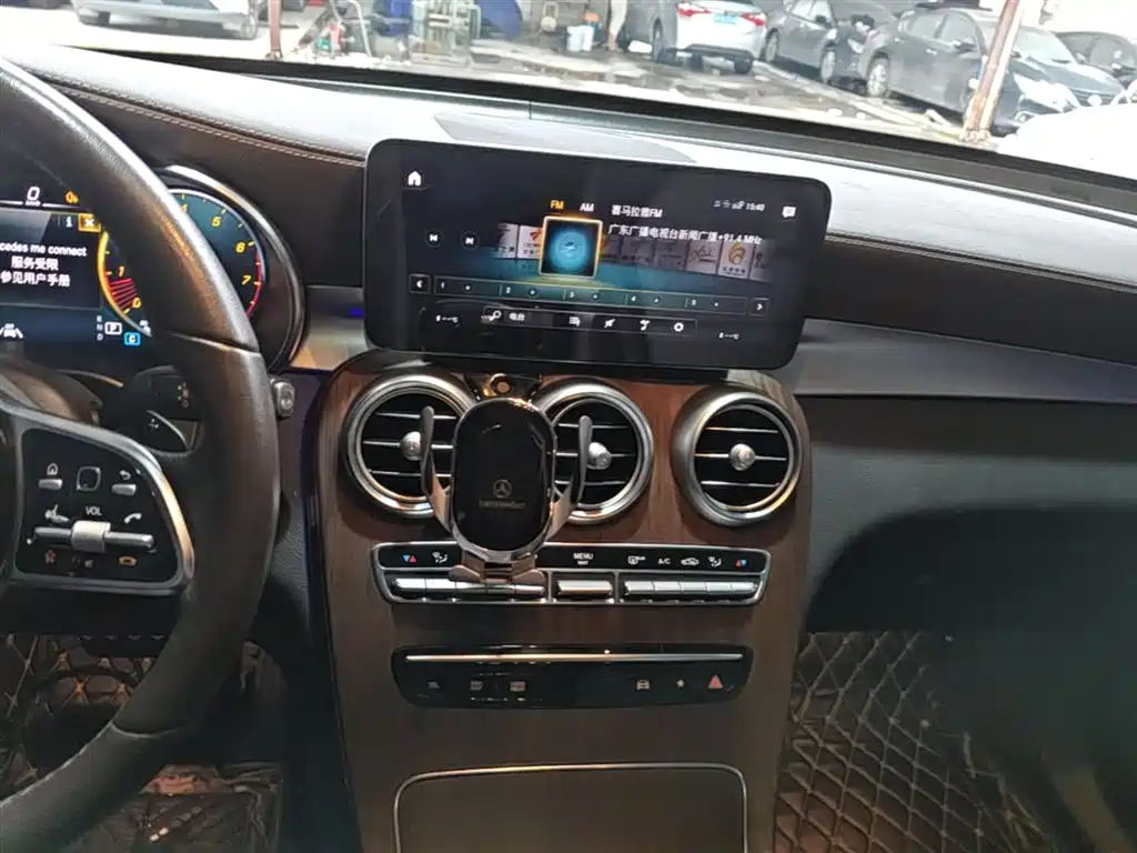 Mercedes-Benz GLC 2021 GLC 300 L 4MATIC Sporty фото 13