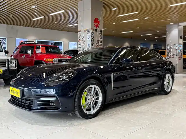 PORSCHE PANAMERA NEW ENERGY