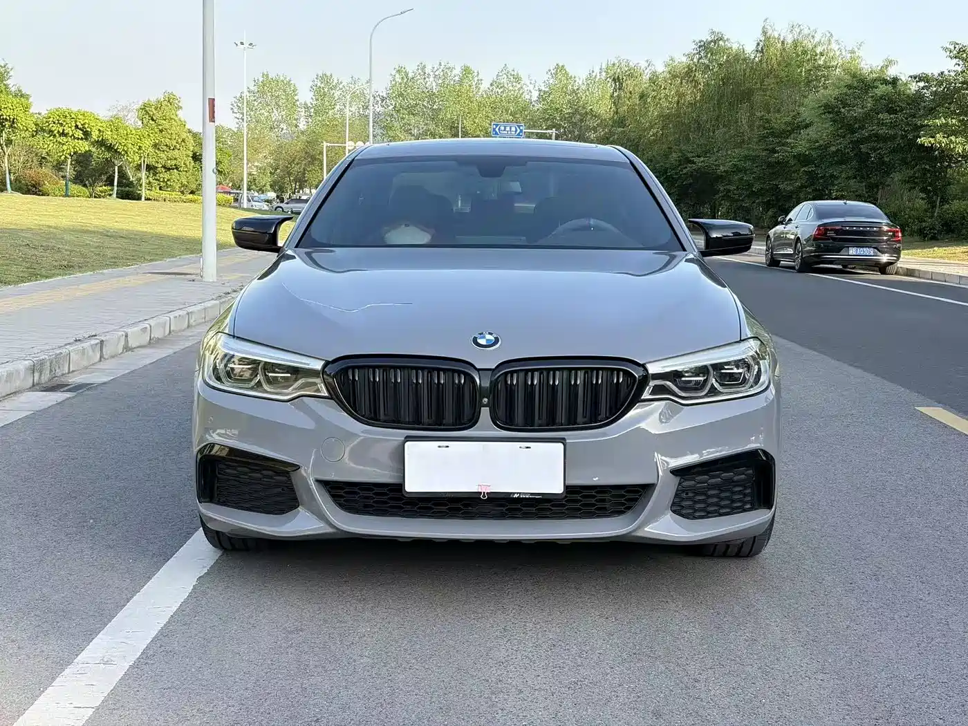 BMW 5 Series 2020 530Li Exclusive M Sport Package фото 3