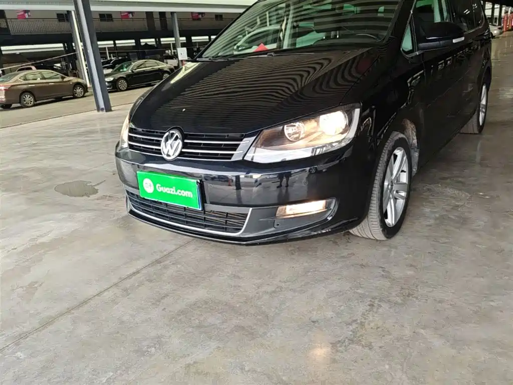 Volkswagen Sharan 2017 380TSI Comfort 6-Seater фото 24