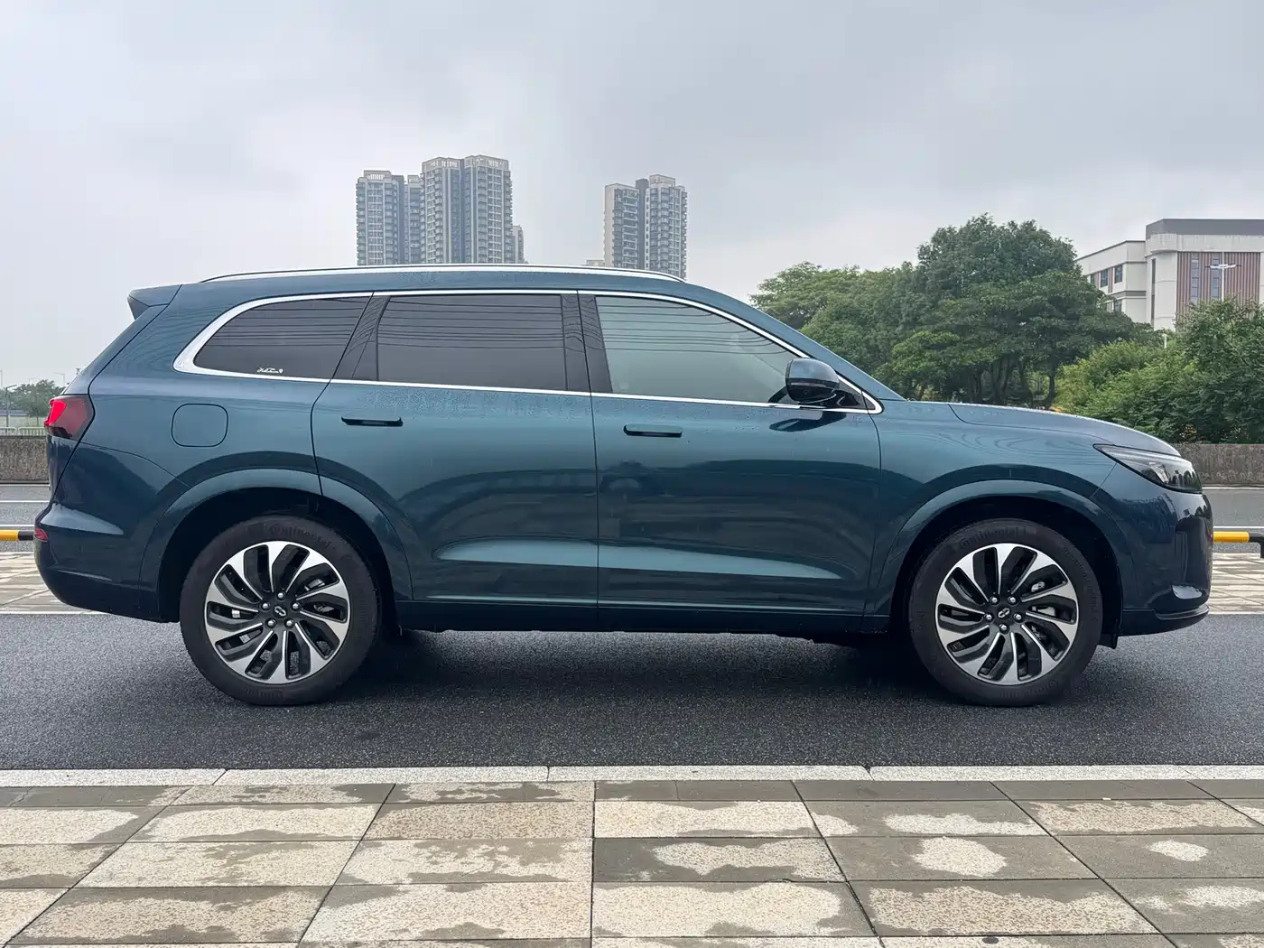 AITO Wenjie AITO M7 2022 1.5T AWD Luxury Edition фото 4