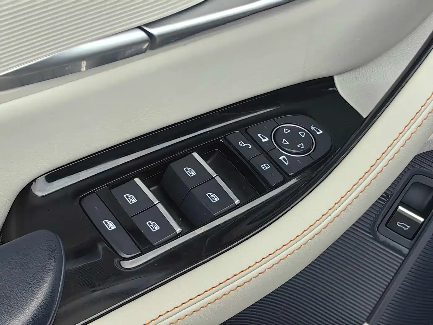 BYD Song PLUS PHEV 2021 DM-i 110KM Flagship фото 15