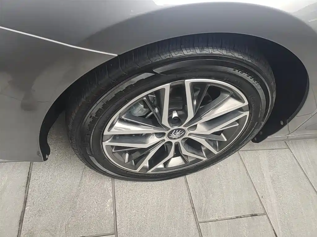 BYD Qin PLUS 2021 DM-i 55KM Flagship фото 23