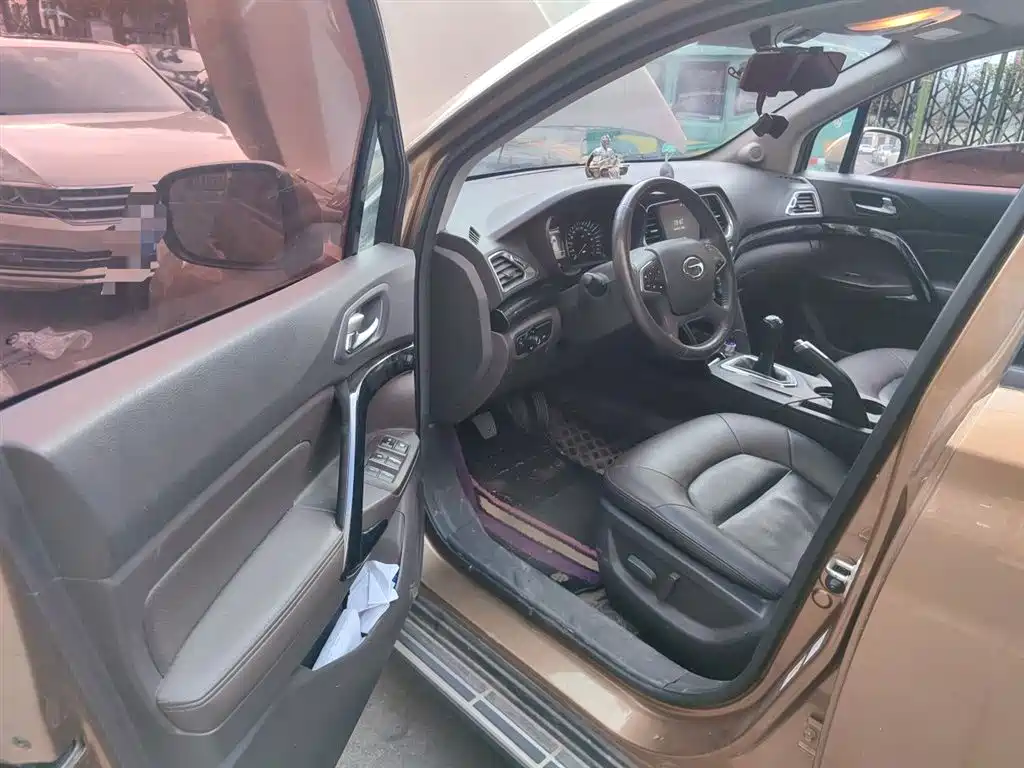 GAC Trumpchi Trumpchi GS4 2017 235T Manual 2WD Luxury фото 14