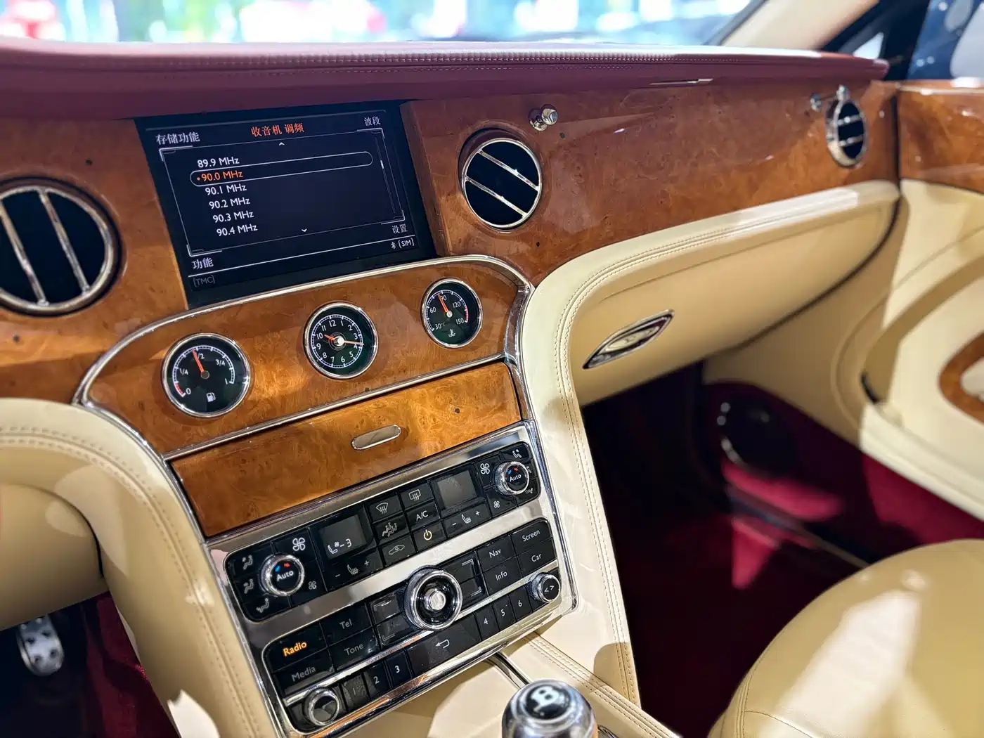 Bentley Mulsanne 2013 6.8T Mulliner Special Edition фото 15