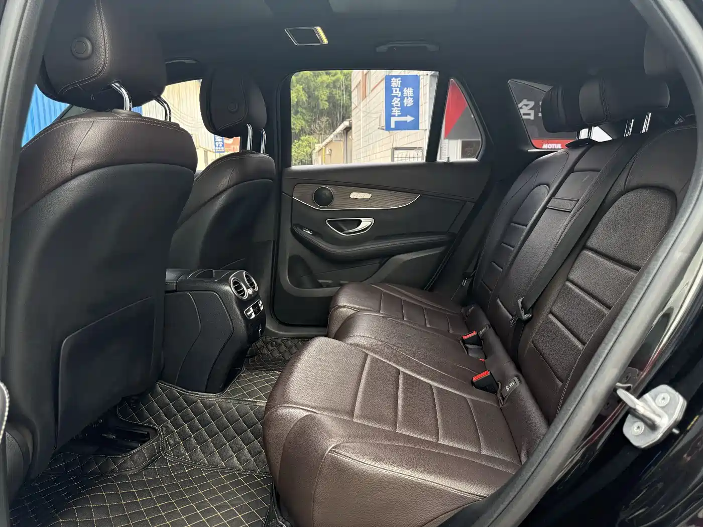 Mercedes-Benz GLC 2022 Facelift II GLC 260 L 4MATIC Luxury фото 5