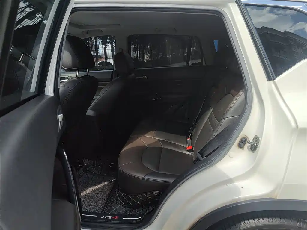 GAC Trumpchi Trumpchi GS4 2017 235T Automatic 2WD Luxury Smart Connected Edition фото 11