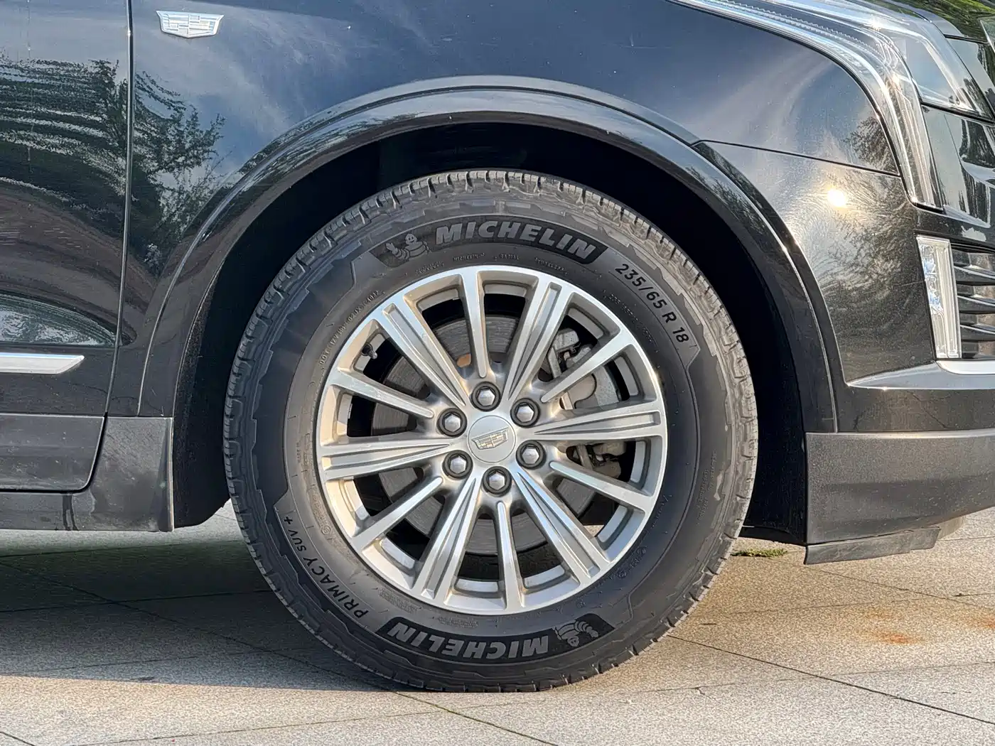 Cadillac XT5 2016 28T AWD Luxury Model фото 5