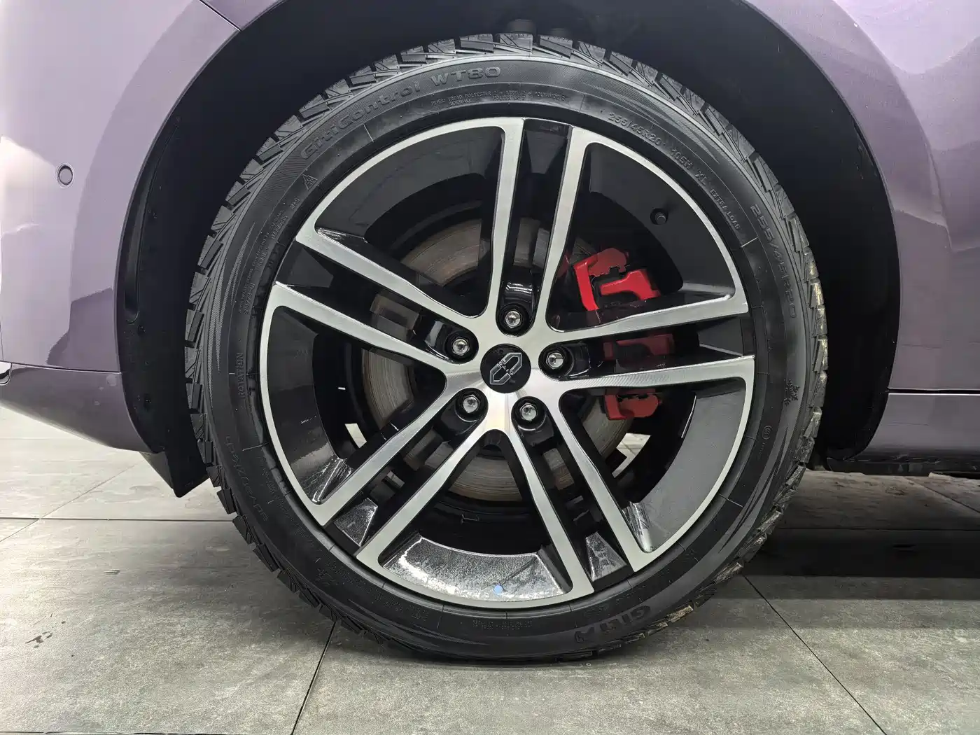 AITO Wenjie AITO M5 2025 Extended Range Ultra AWD фото 6