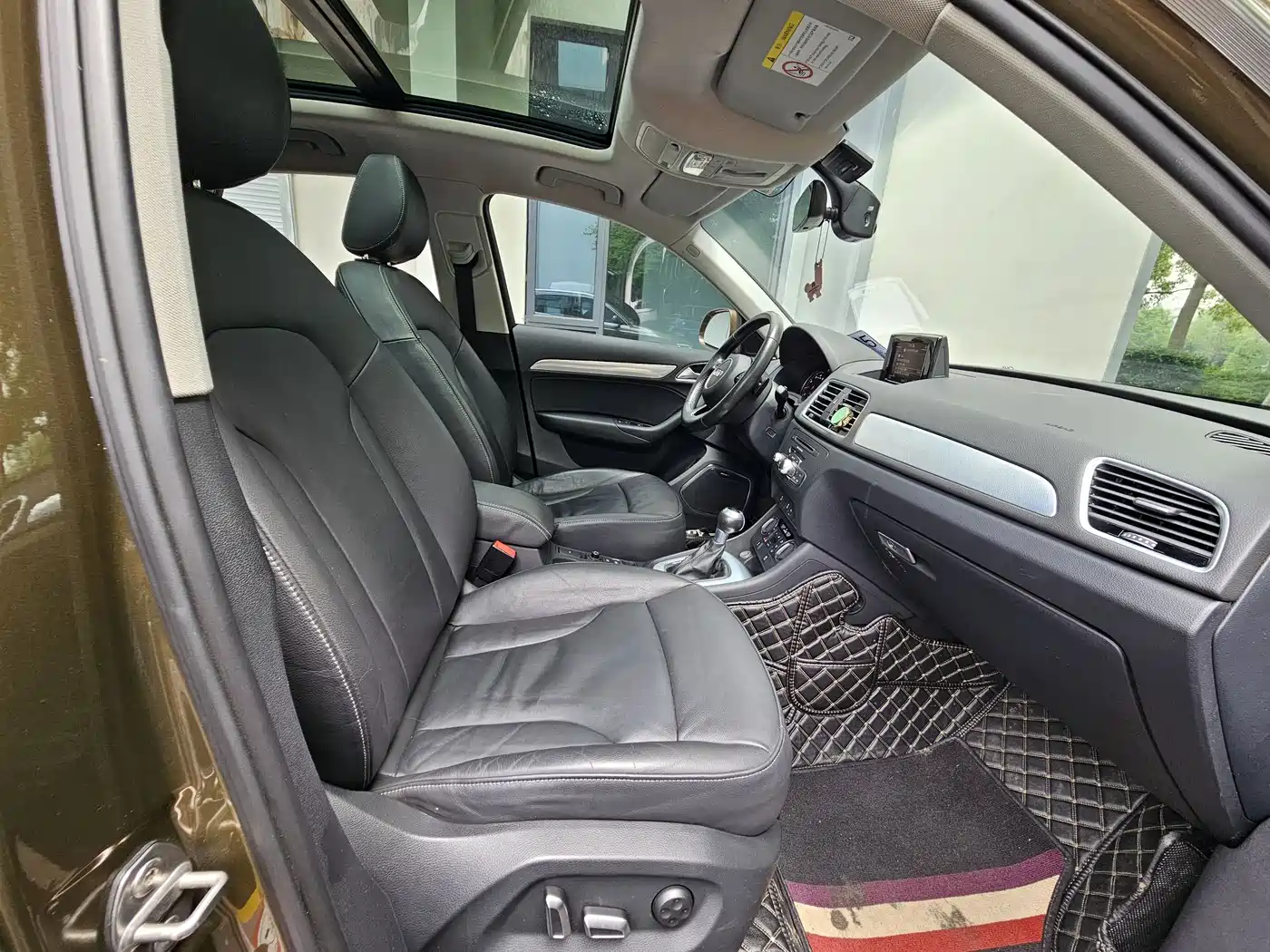 Audi Q3 2018 30th Anniversary Edition 30 TFSI Style фото 12