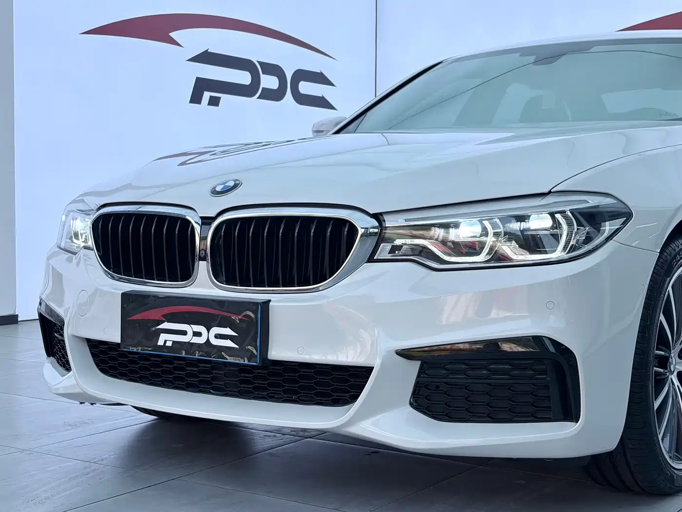BMW 5 Series 2020 530Li Exclusive M Sport Package фото 5