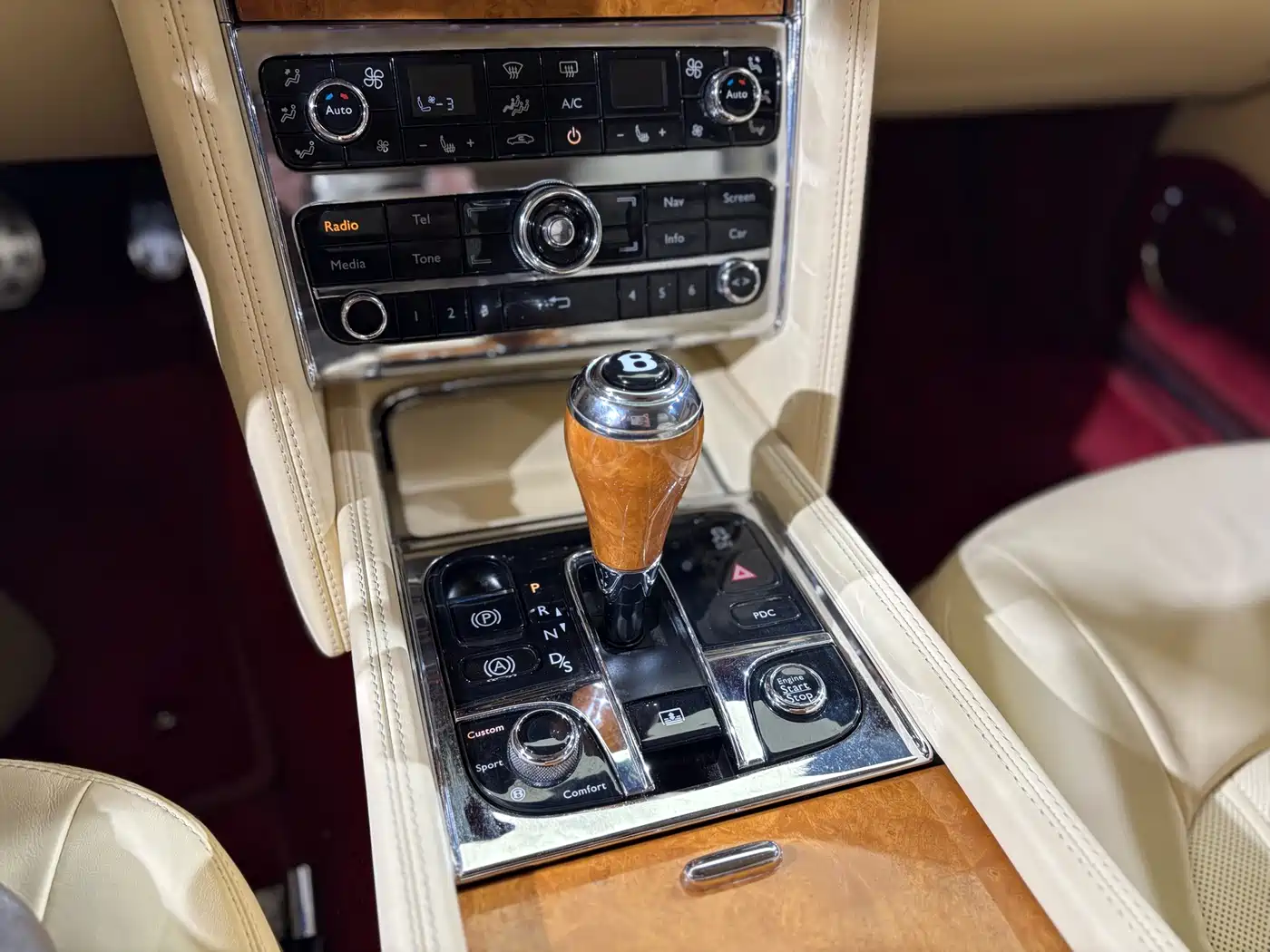 Bentley Mulsanne 2013 6.8T Mulliner Special Edition фото 17