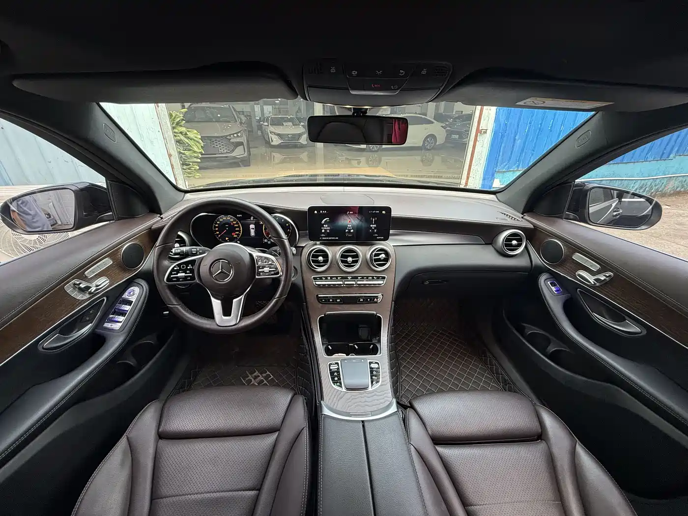 Mercedes-Benz GLC 2022 Facelift II GLC 260 L 4MATIC Luxury фото 6
