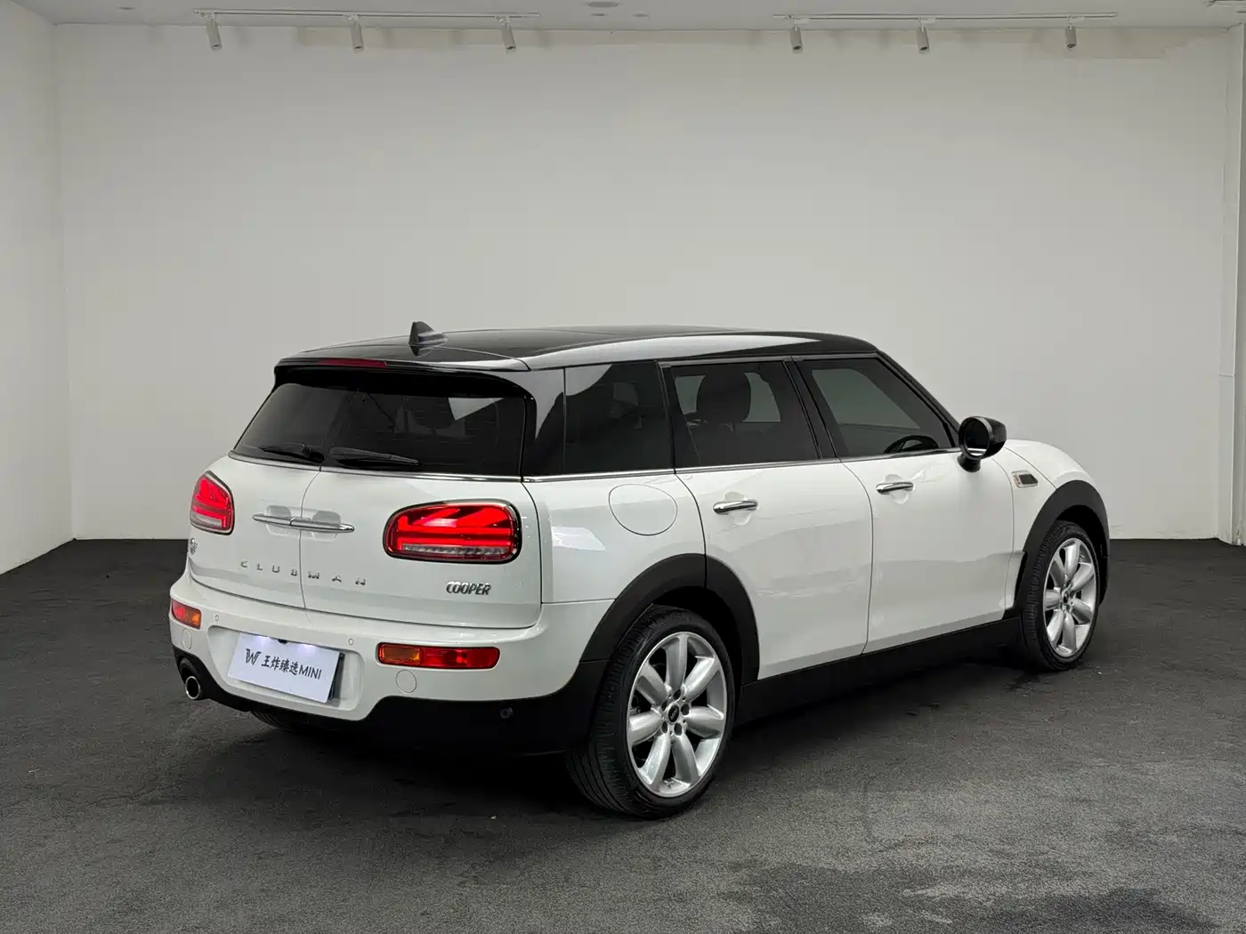 Фото 14 - MINI CLUBMAN