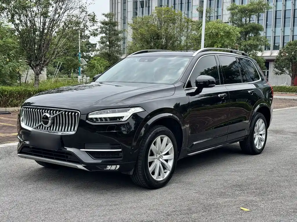 صورة 1 - Volvo XC90