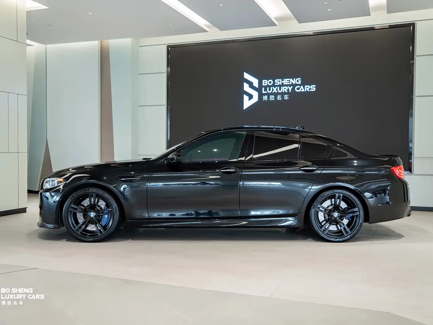 BMW M5 2014 M5 фото 3