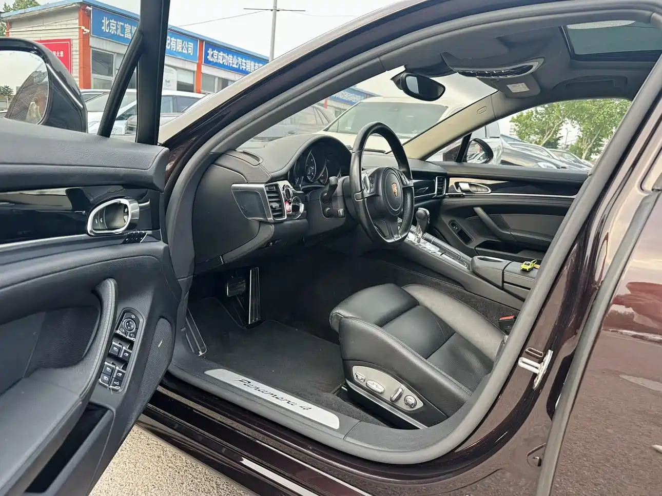Porsche Panamera 2014 Panamera 4 3.0T фото 4