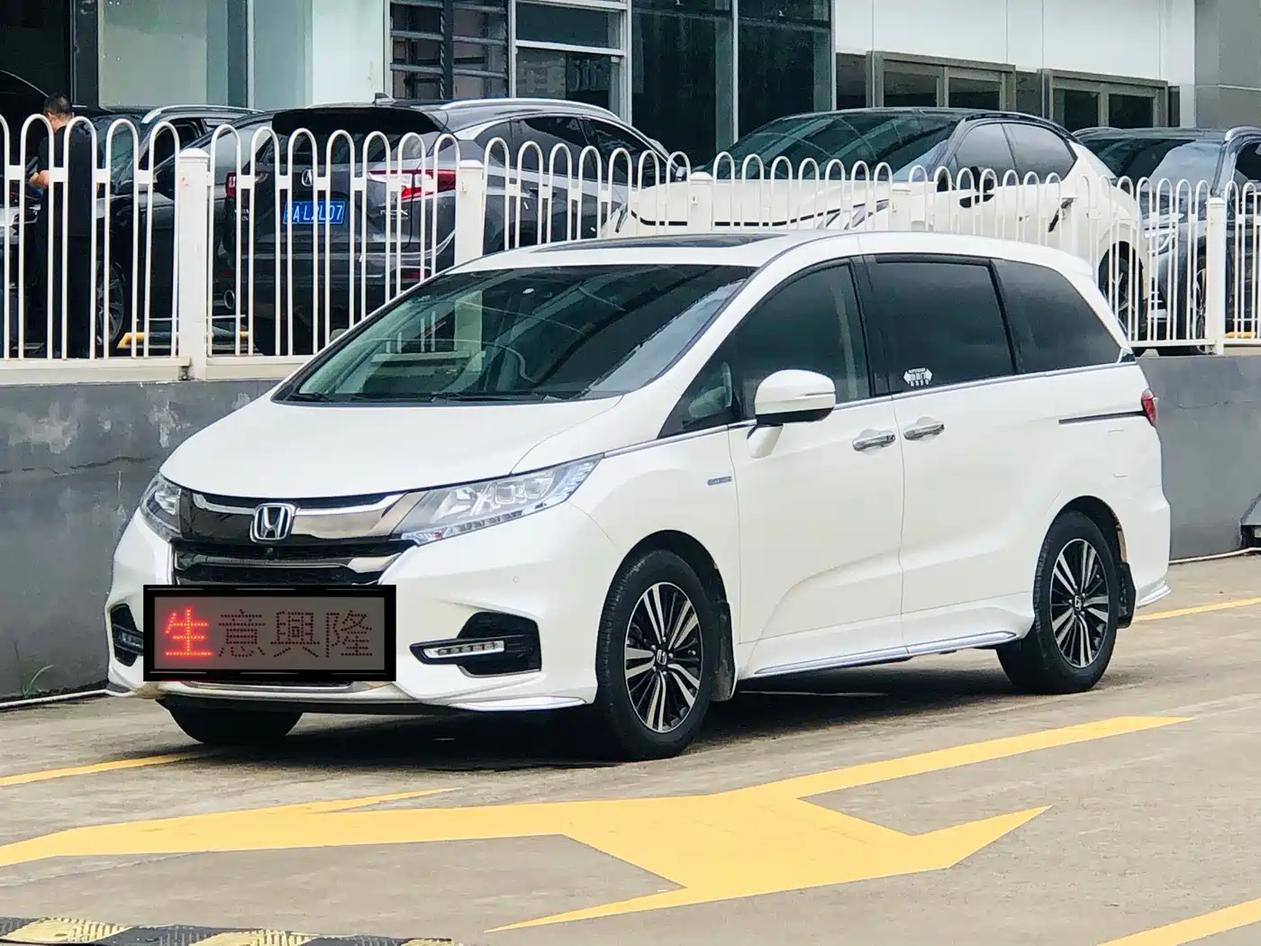 Honda Odyssey 2019 2.0L Sharp Ultimate Edition