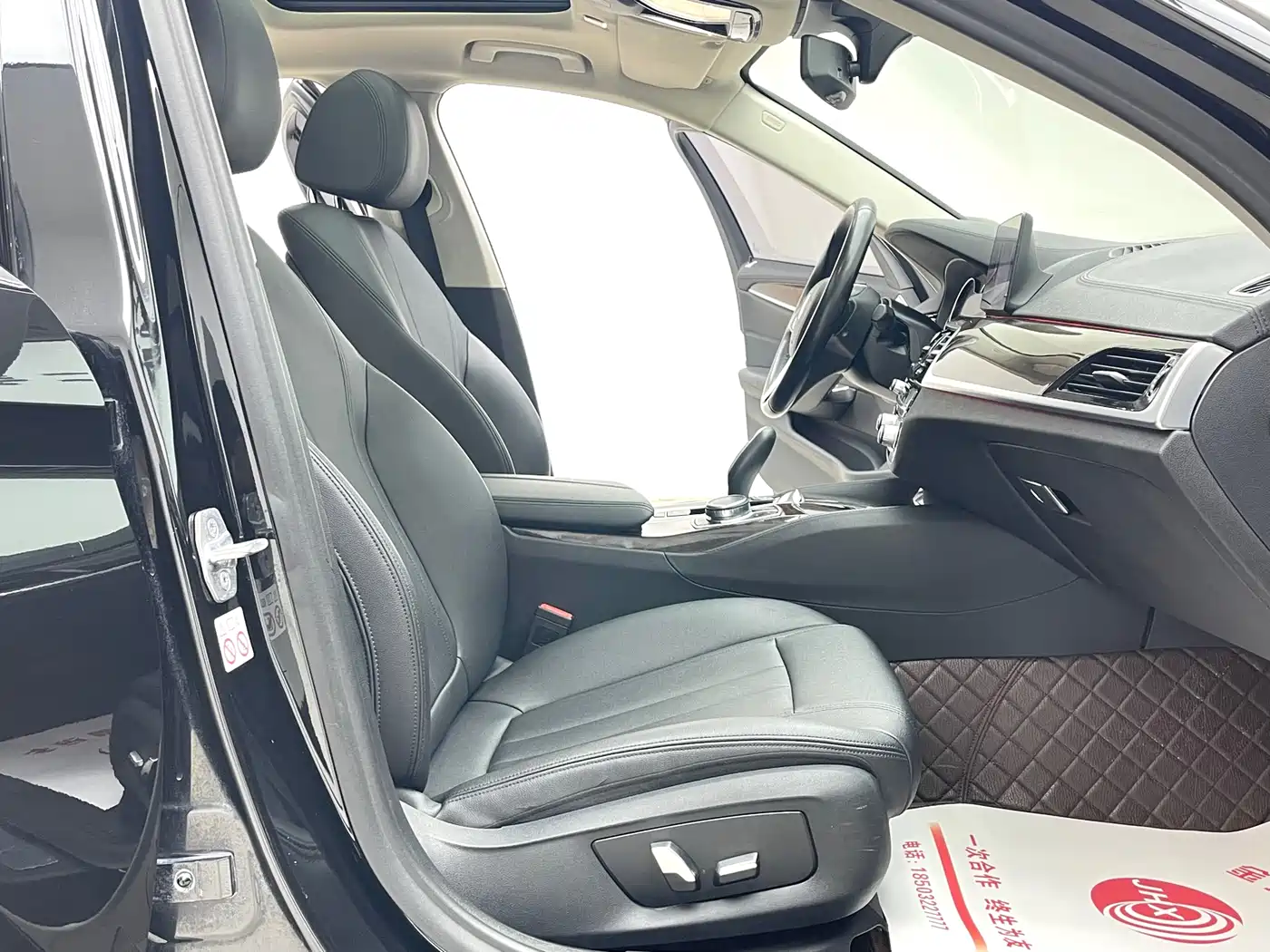 BMW 5 Series 2018 525Li Luxury Package фото 10